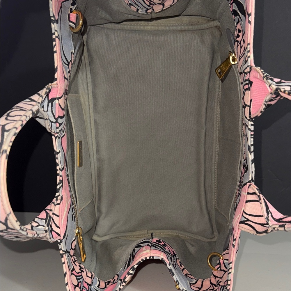 Prada RARE STAMPATA CANAPA ROSA FLORA Pink and Gray Tote w/ Prada strap! - Picture 12 of 17